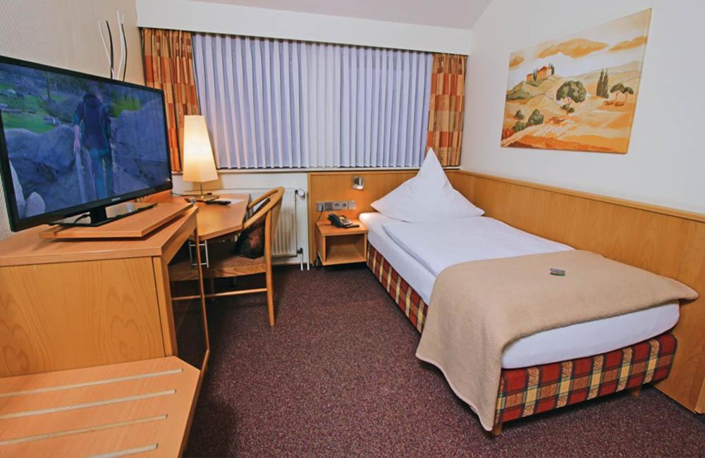 Hotel Lindenkrug Gutersloh Luaran gambar