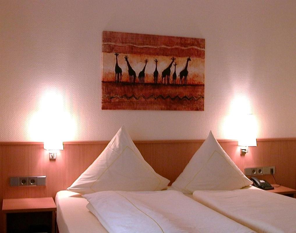 Hotel Lindenkrug Gutersloh Luaran gambar