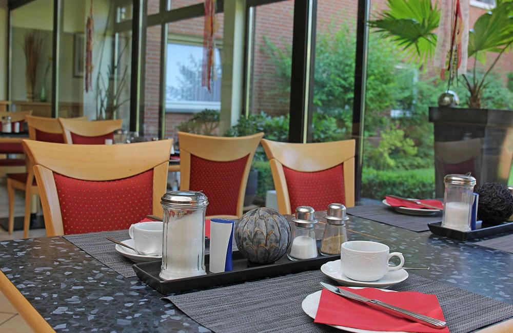 Hotel Lindenkrug Gutersloh Luaran gambar