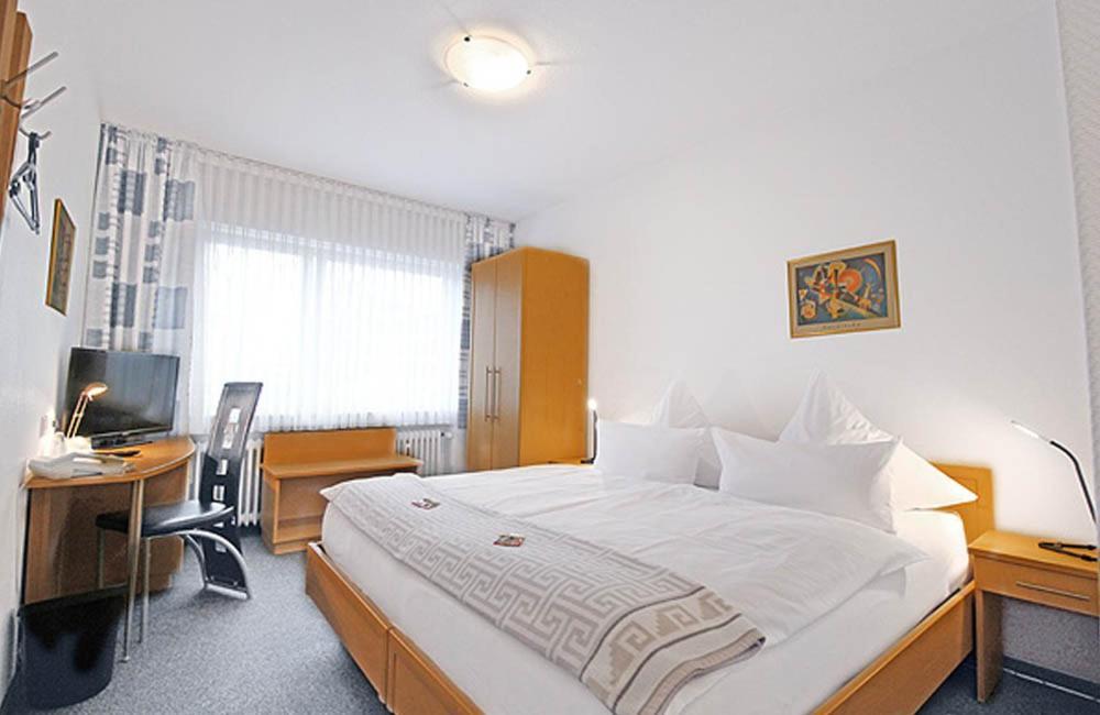 Hotel Lindenkrug Gutersloh Luaran gambar